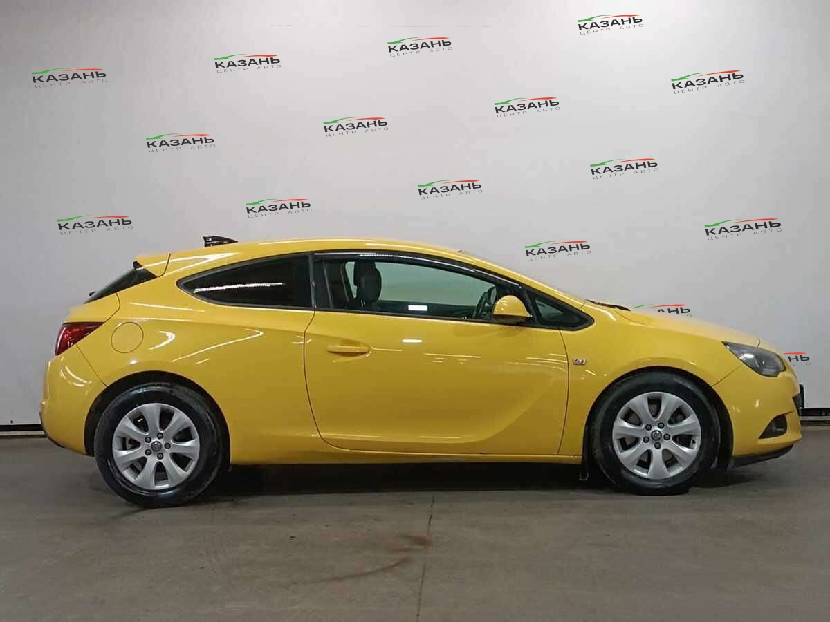 Опель Астра б/у, 2013, Механическая. Фото: #7