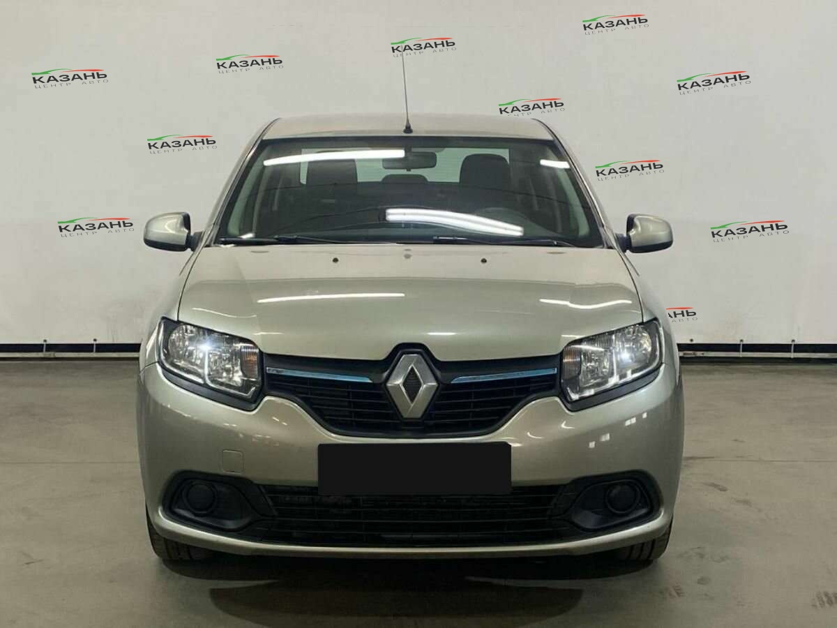 Рено Логан б/у, 2016, Автоматическая. Фото: #1