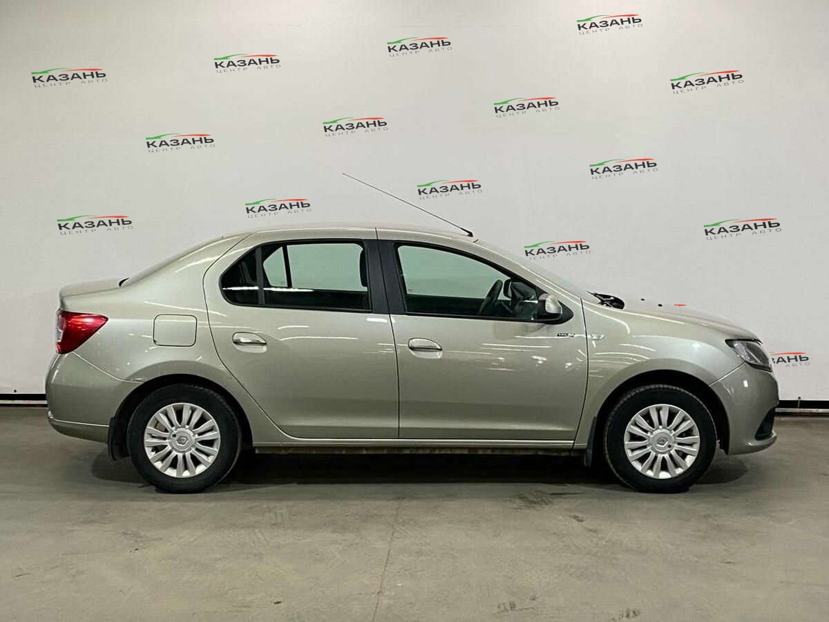 Рено Логан б/у, 2016, Автоматическая. Фото: #3