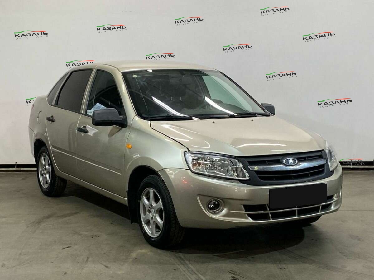 Лада (ВАЗ) Гранта б/у, 2012, Механическая. Фото: #2