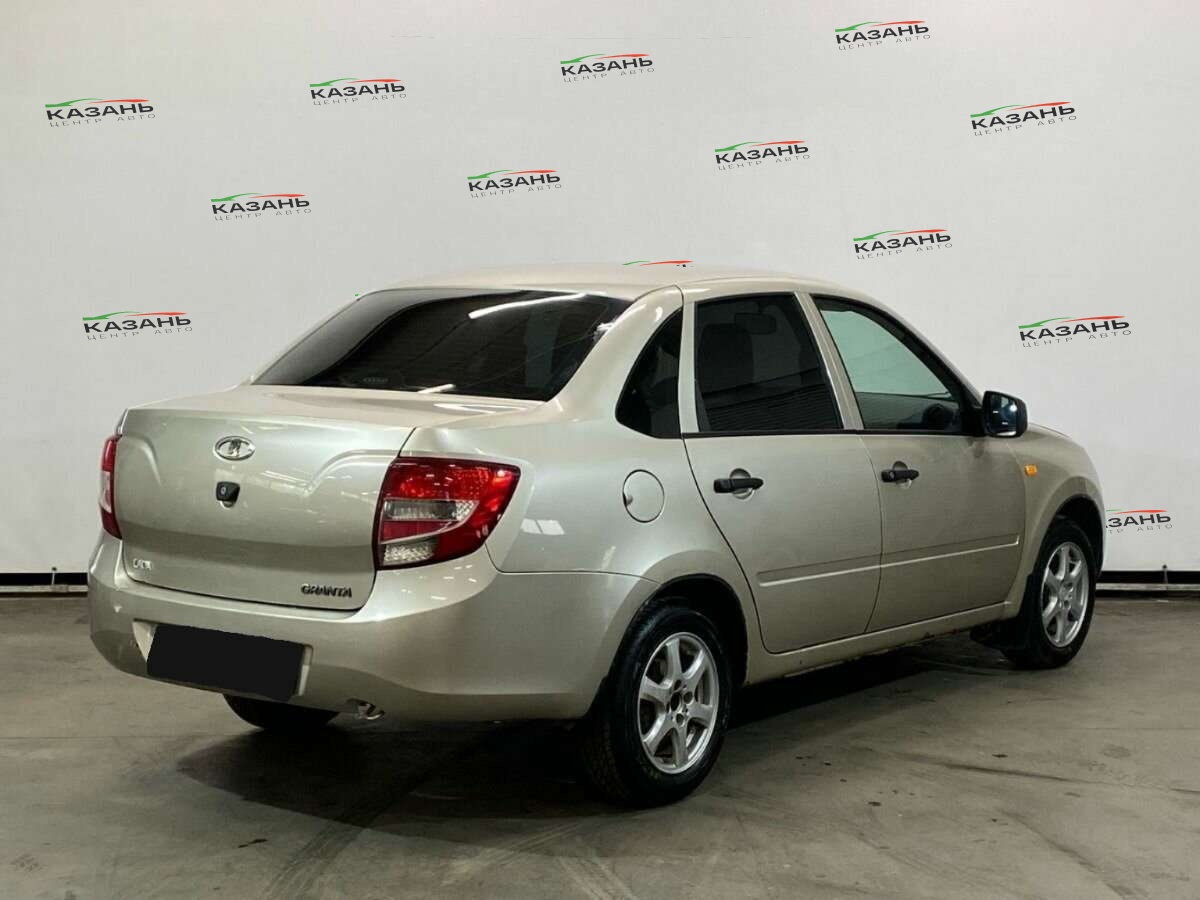 Лада (ВАЗ) Гранта б/у, 2012, Механическая. Фото: #4