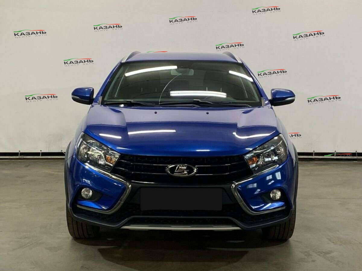 Лада (ВАЗ) Веста б/у, 2021, Механическая. Фото: #1