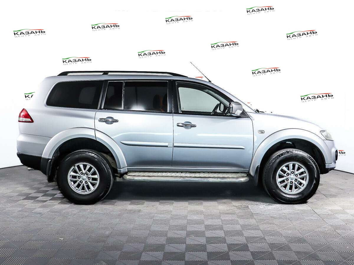 Митсубиши Паджеро Спорт б/у, 2014, Механическая. Фото: #3