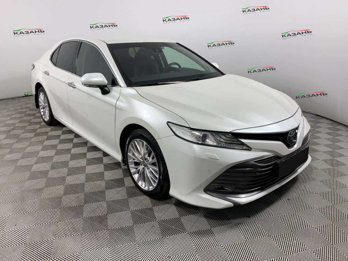 Toyota Camry б/у, 2021, Автоматическая. Фото: #2