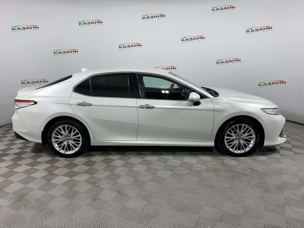 Toyota Camry б/у, 2021, Автоматическая. Фото: #3