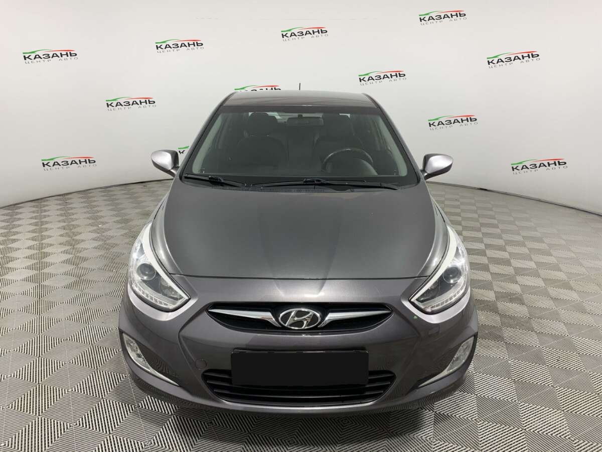 Хендай Солярис б/у, 2013, Автоматическая. Фото: #1
