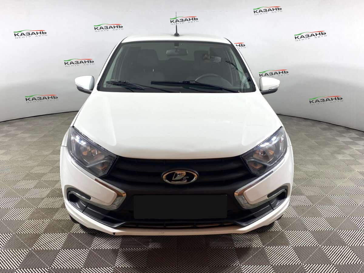 Лада (ВАЗ) Гранта б/у, 2022, Механическая. Фото: #1