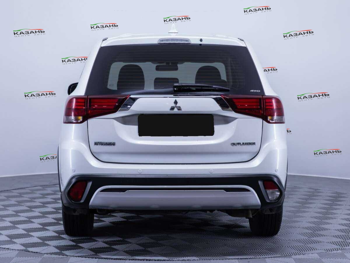Mitsubishi Outlander б/у, 2020, Вариатор. Фото: #5
