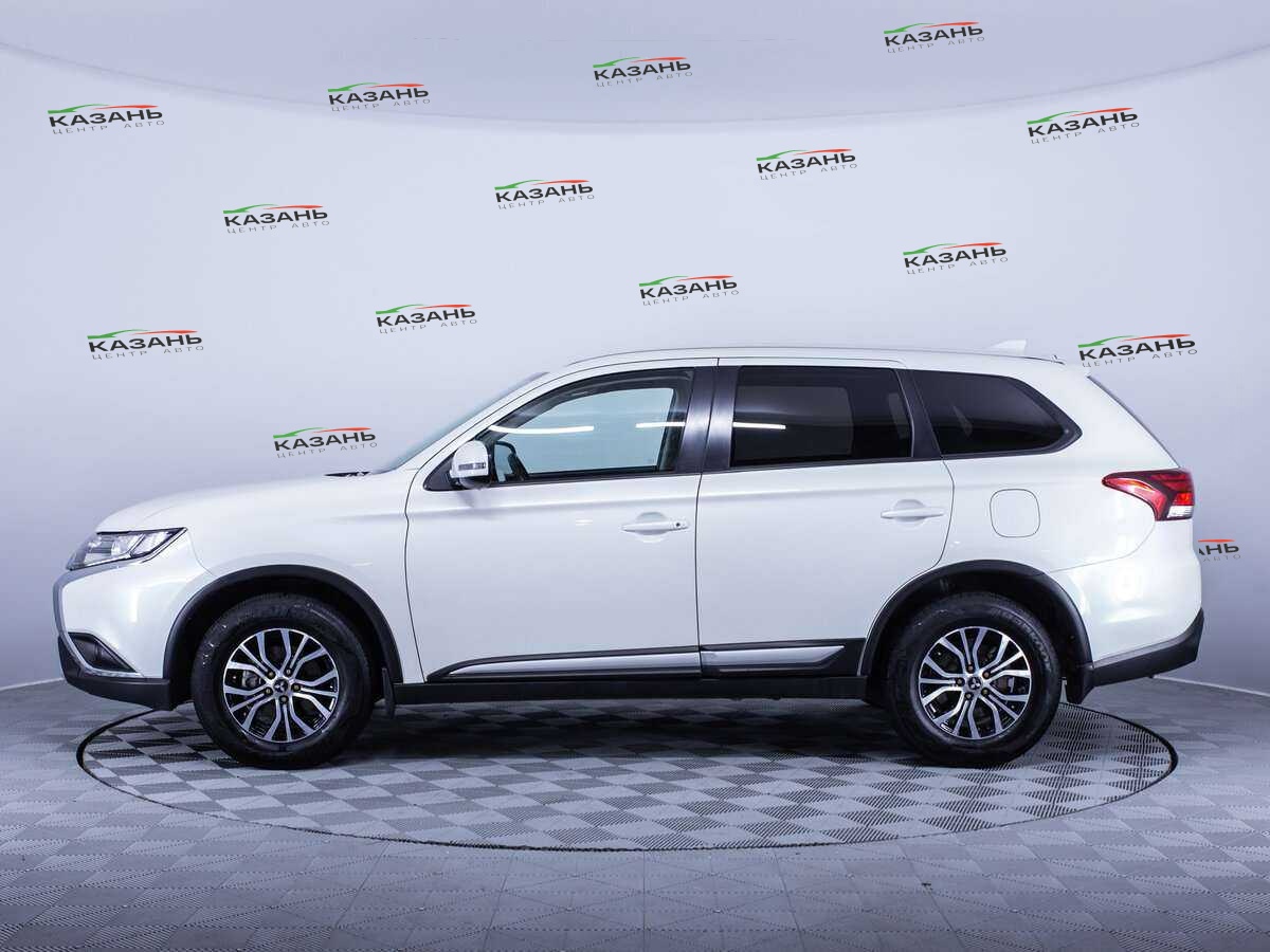 Mitsubishi Outlander б/у, 2020, Вариатор. Фото: #7