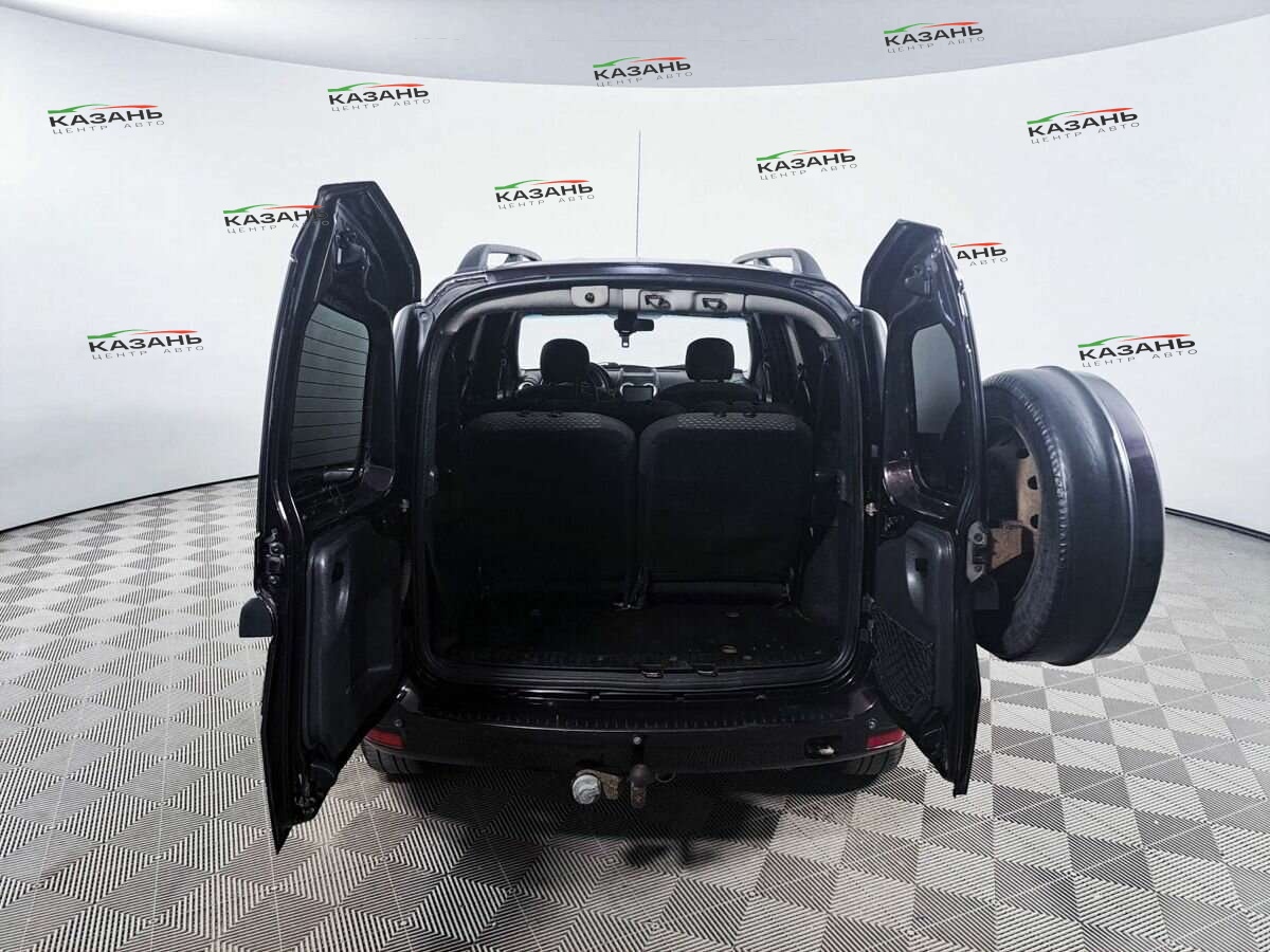 Лада (ВАЗ) Ларгус б/у, 2015, Механическая. Фото: #9