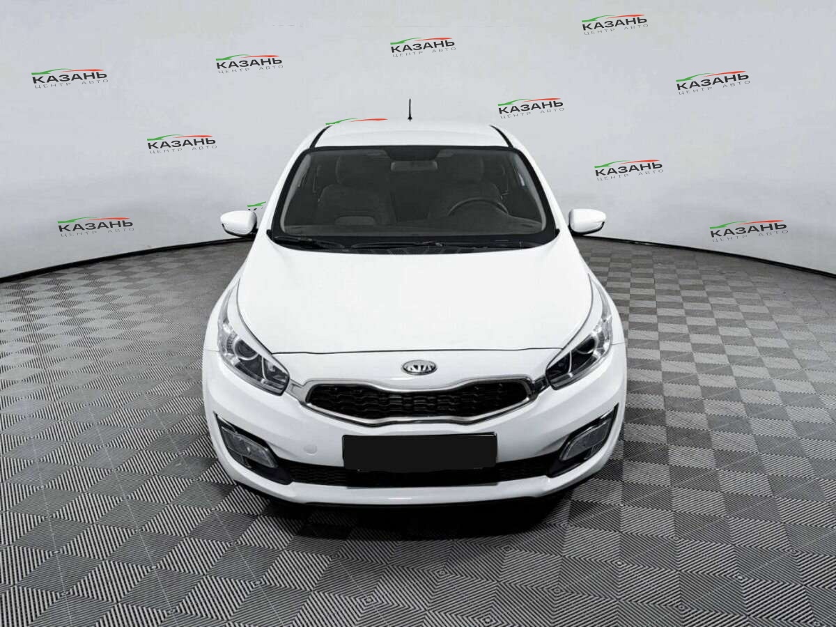 Киа Сид б/у, 2013, Автоматическая. Фото: #1