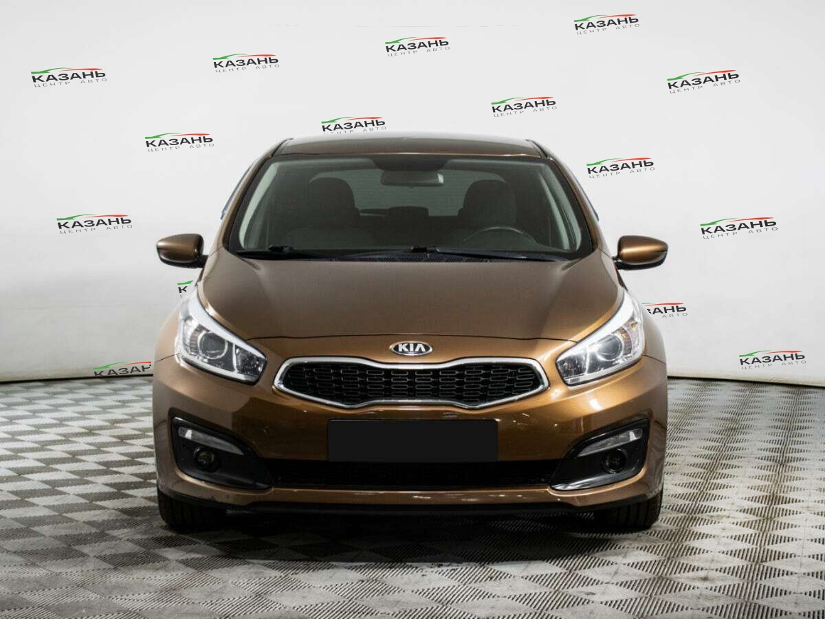 Киа Сид б/у, 2017, Автоматическая. Фото: #1