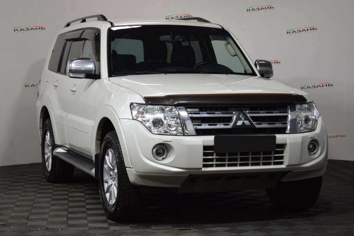 Митсубиши Паджеро б/у, 2014, Автоматическая. Фото: #2