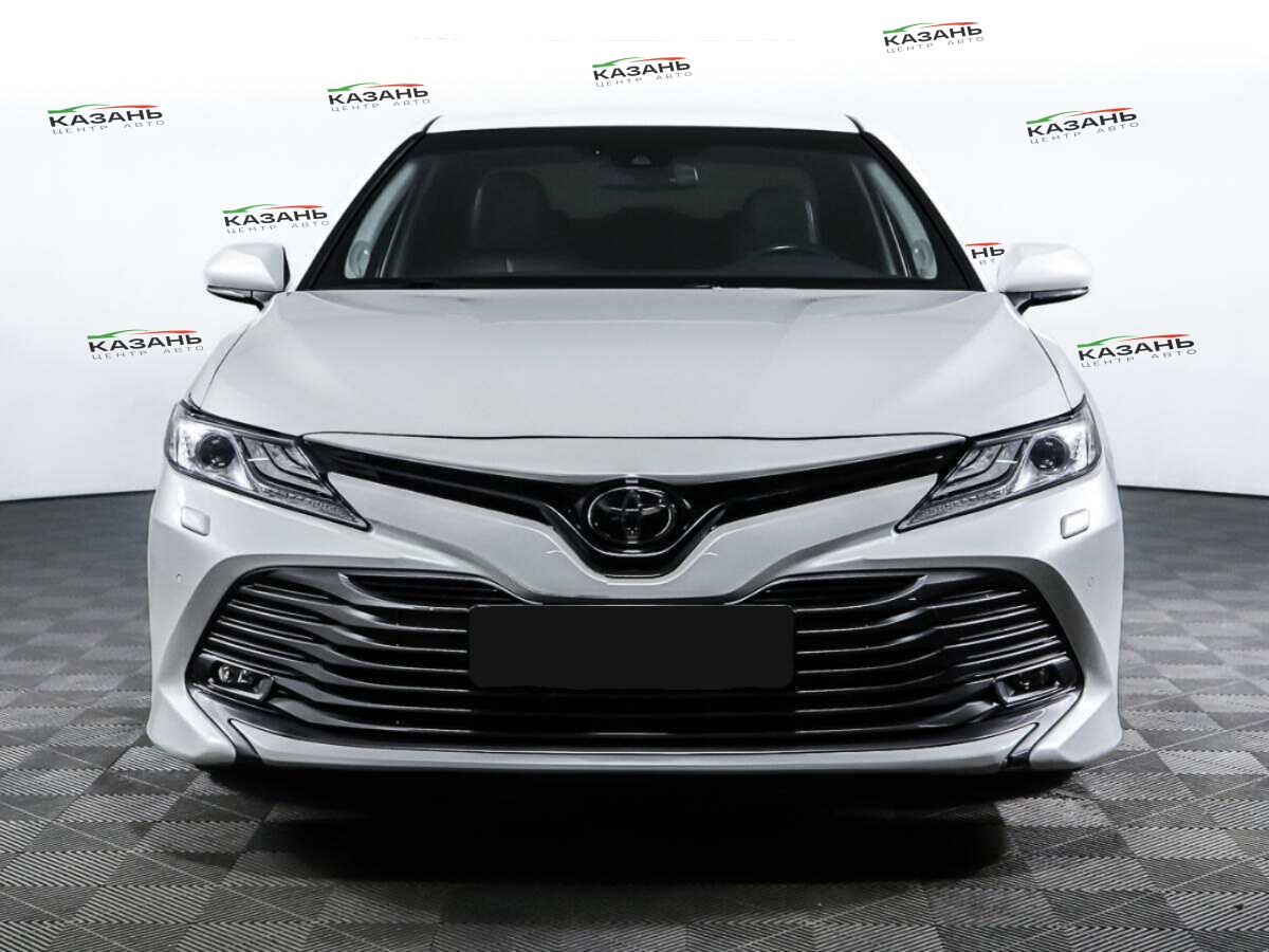 Toyota Camry б/у, 2018, Автоматическая. Фото: #1