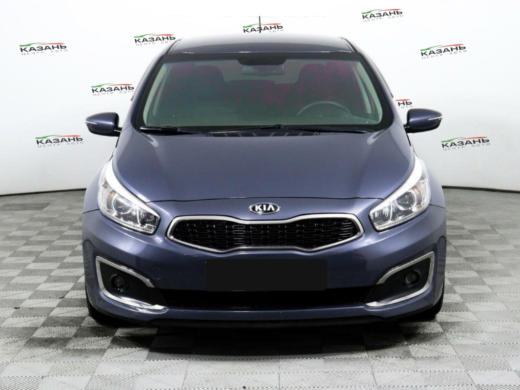 Киа Сид б/у, 2015, Роботизированная. Фото: #1