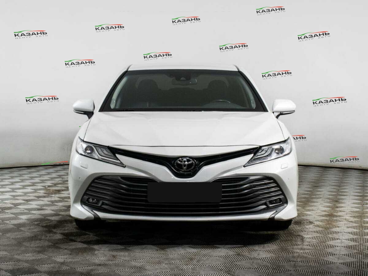 Toyota Camry б/у, 2019, Автоматическая. Фото: #1