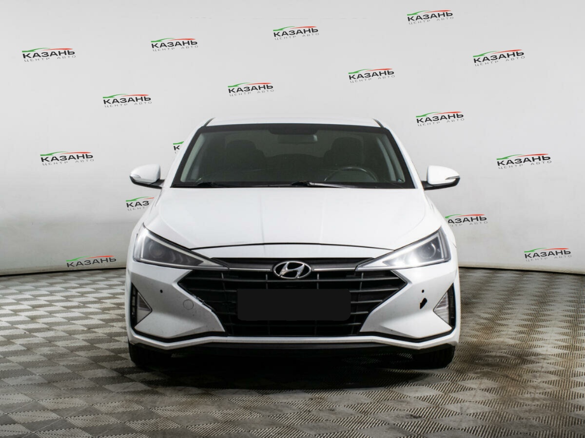 Хендай Елантра б/у, 2019, Автоматическая. Фото: #1
