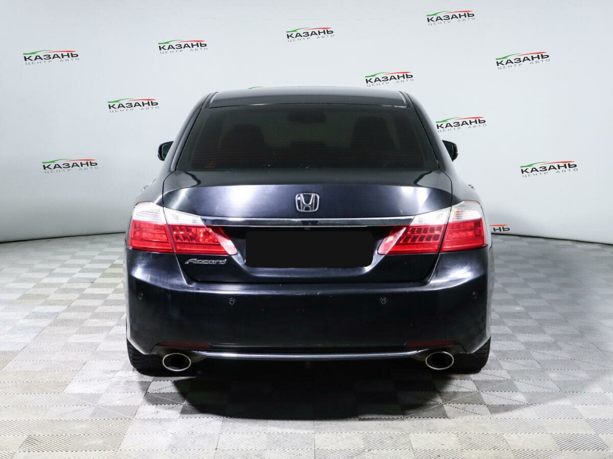 Хонда Аккорд б/у, 2013, Автоматическая. Фото: #4
