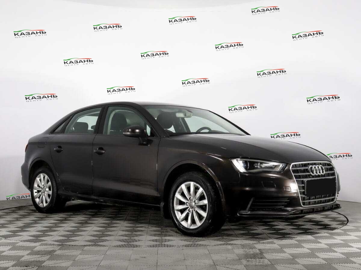 Audi A3 б/у, 2015, Роботизированная. Фото: #2