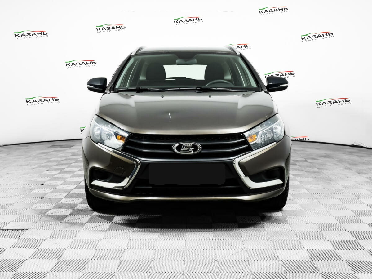 Лада (ВАЗ) Веста б/у, 2021, Механическая. Фото: #1