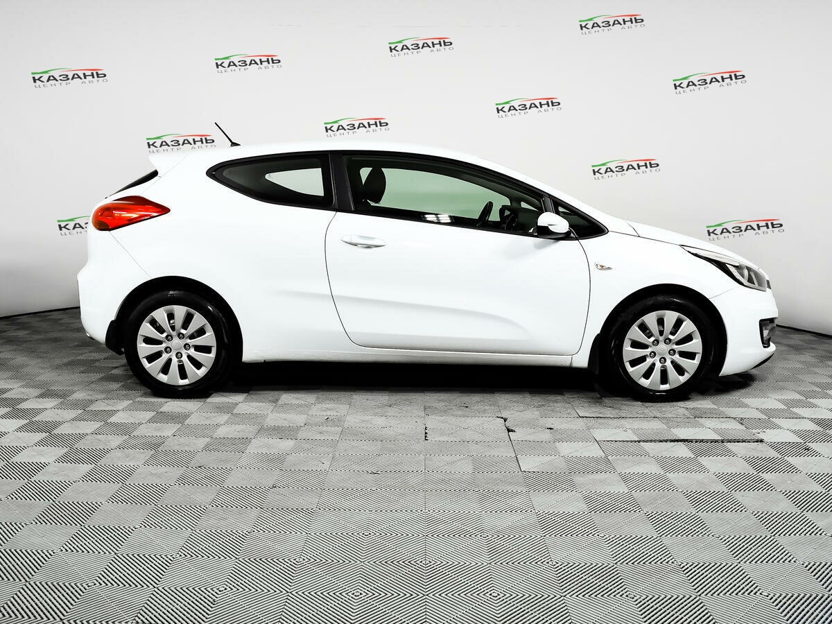 Киа Сид б/у, 2013, Автоматическая. Фото: #3