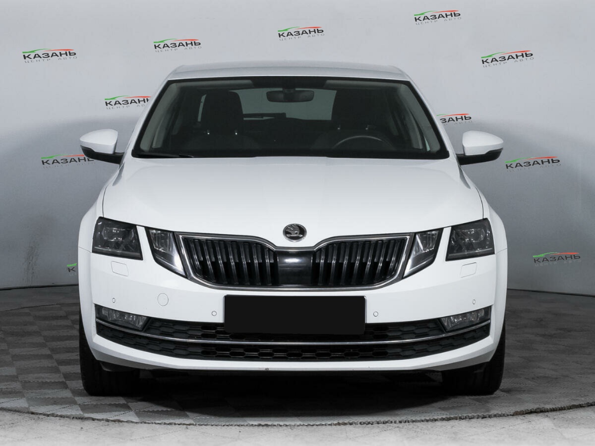 Шкода Октавия б/у, 2019, Роботизированная. Фото: #1