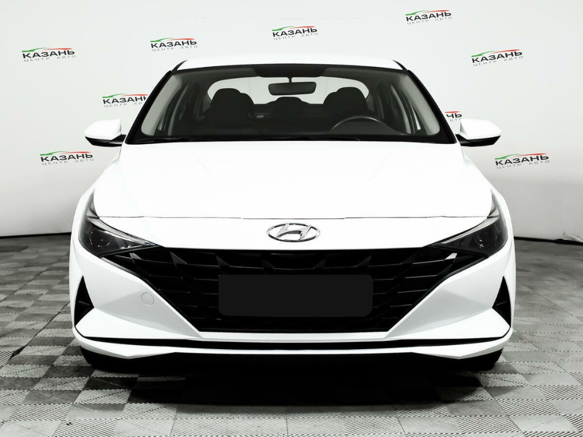 Хендай Елантра б/у, 2022, Автоматическая. Фото: #1