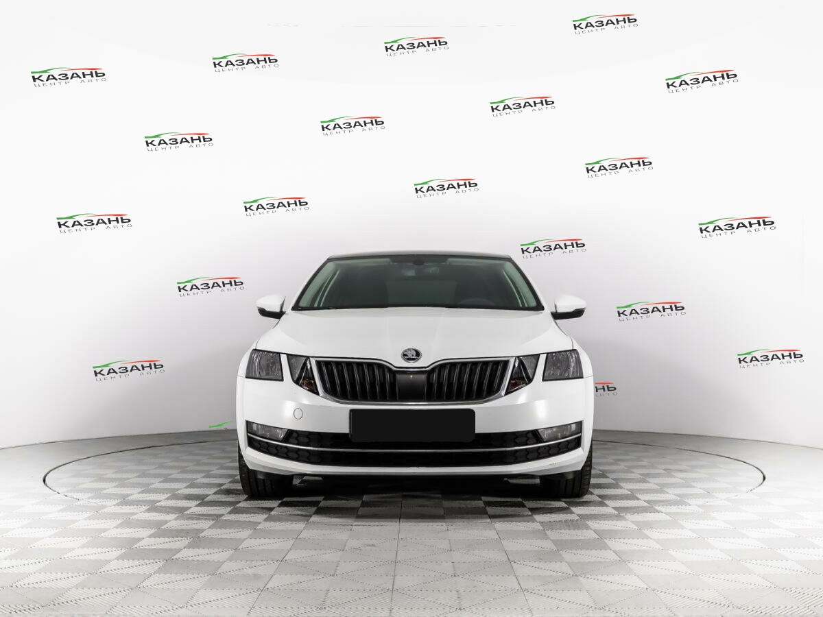Шкода Октавия б/у, 2018, Роботизированная. Фото: #1