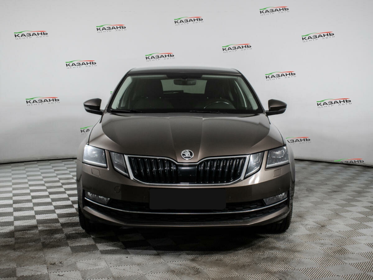 Шкода Октавия б/у, 2018, Роботизированная. Фото: #1