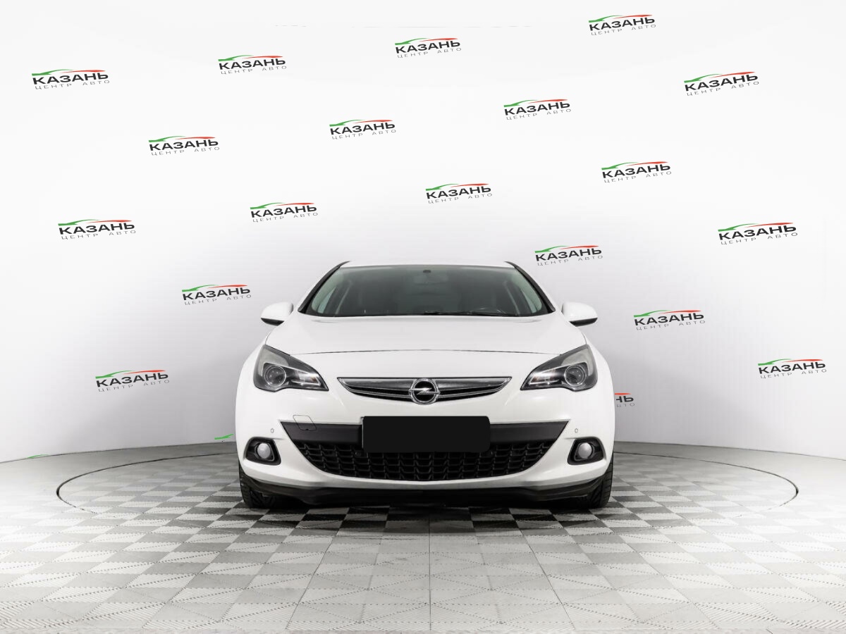 Опель Астра б/у, 2014, Автоматическая. Фото: #1