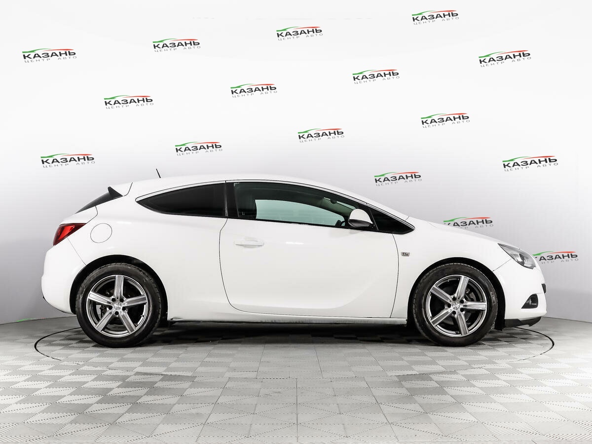 Опель Астра б/у, 2014, Автоматическая. Фото: #3