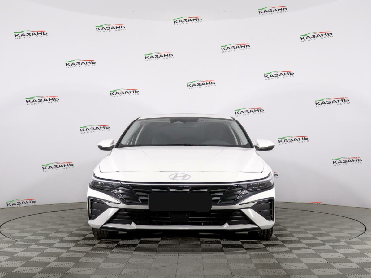 Хендай Елантра б/у, 2024, Вариатор. Фото: #1