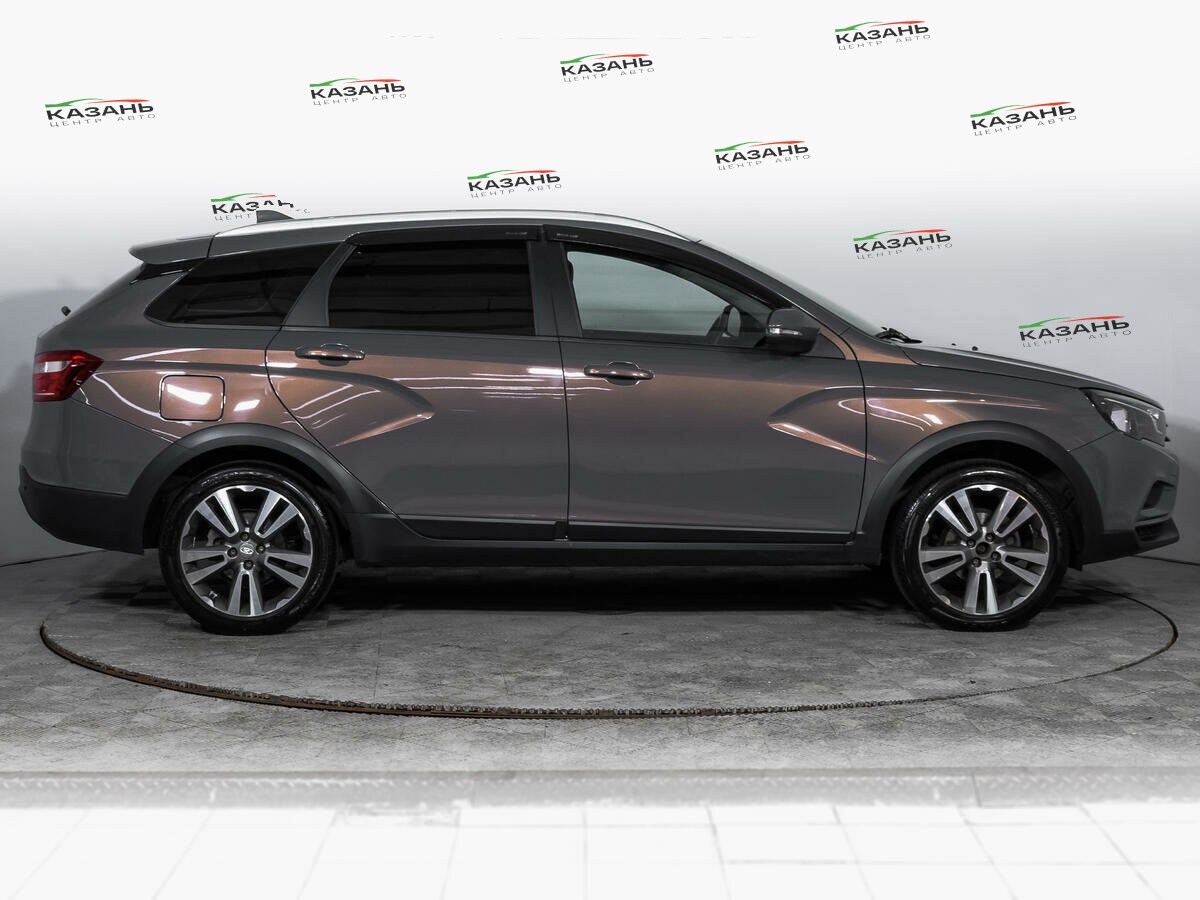 Лада (ВАЗ) Веста б/у, 2021, Механическая. Фото: #3