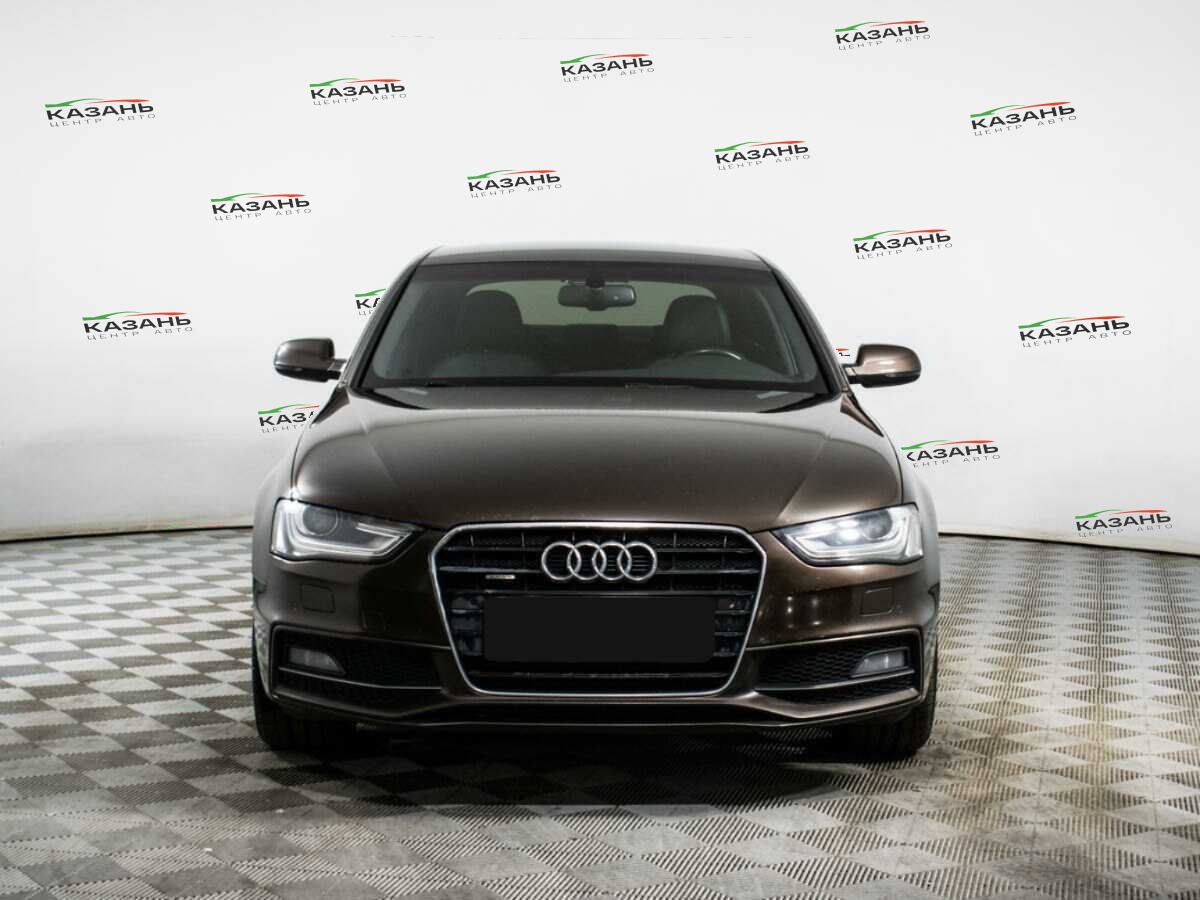 Audi A4 б/у, 2014, Роботизированная. Фото: #1