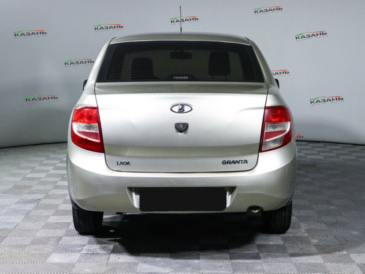 Лада (ВАЗ) Гранта б/у, 2013, Механическая. Фото: #4