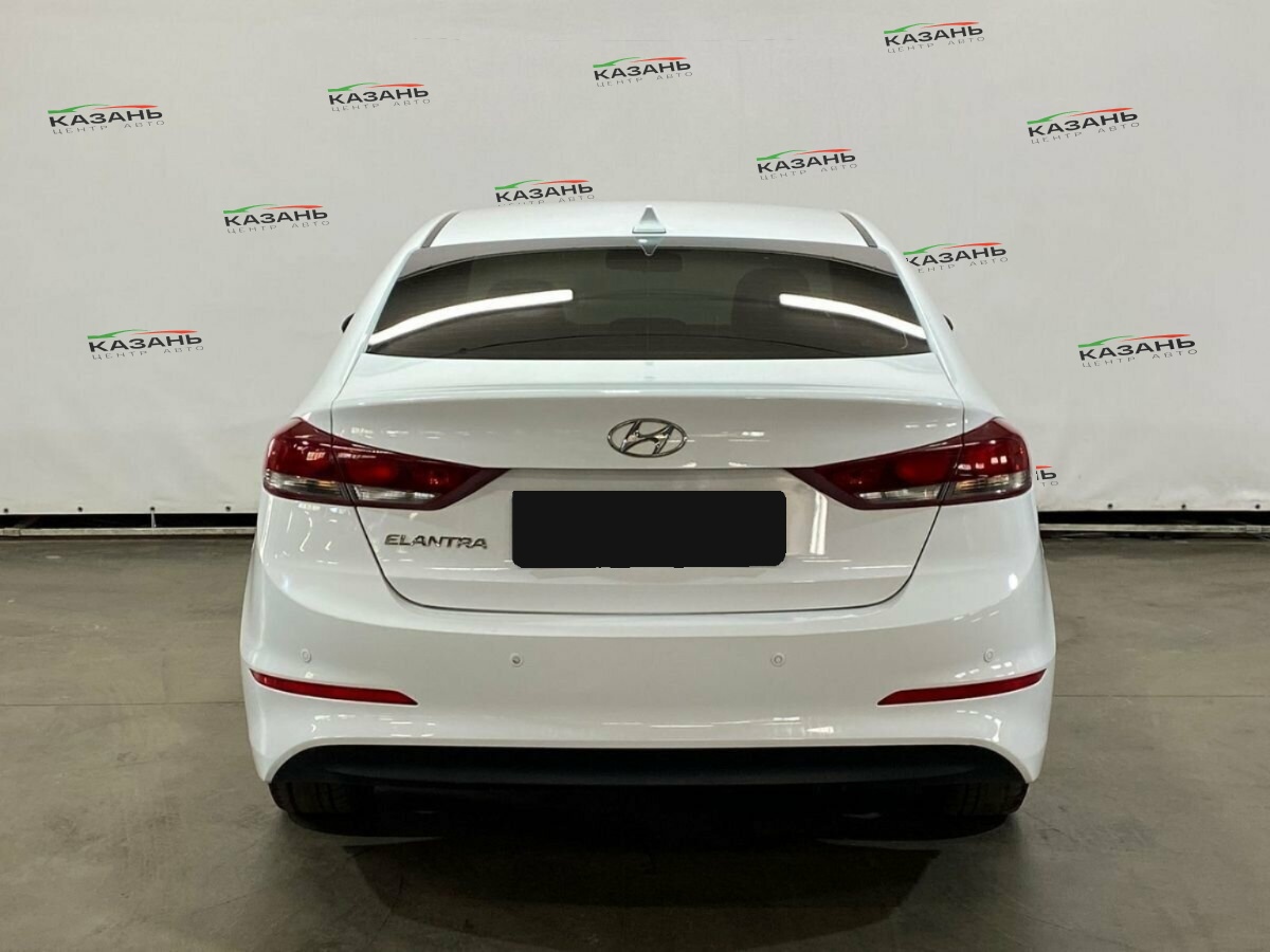 Хендай Елантра б/у, 2017, Автоматическая. Фото: #5