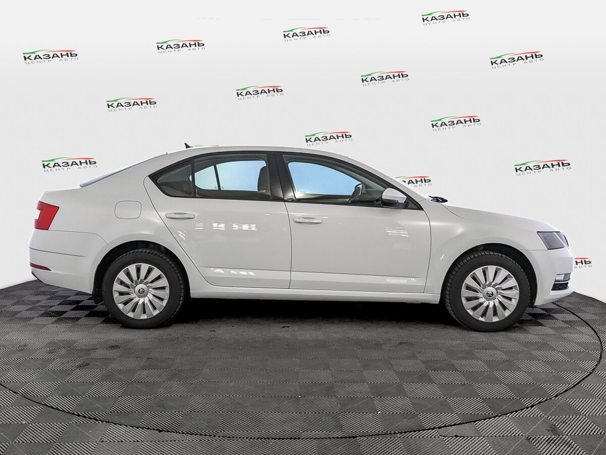 Шкода Октавия б/у, 2019, Механическая. Фото: #3