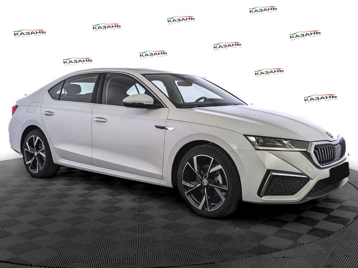 Skoda Octavia б/у, 2023, Роботизированная. Фото: #2