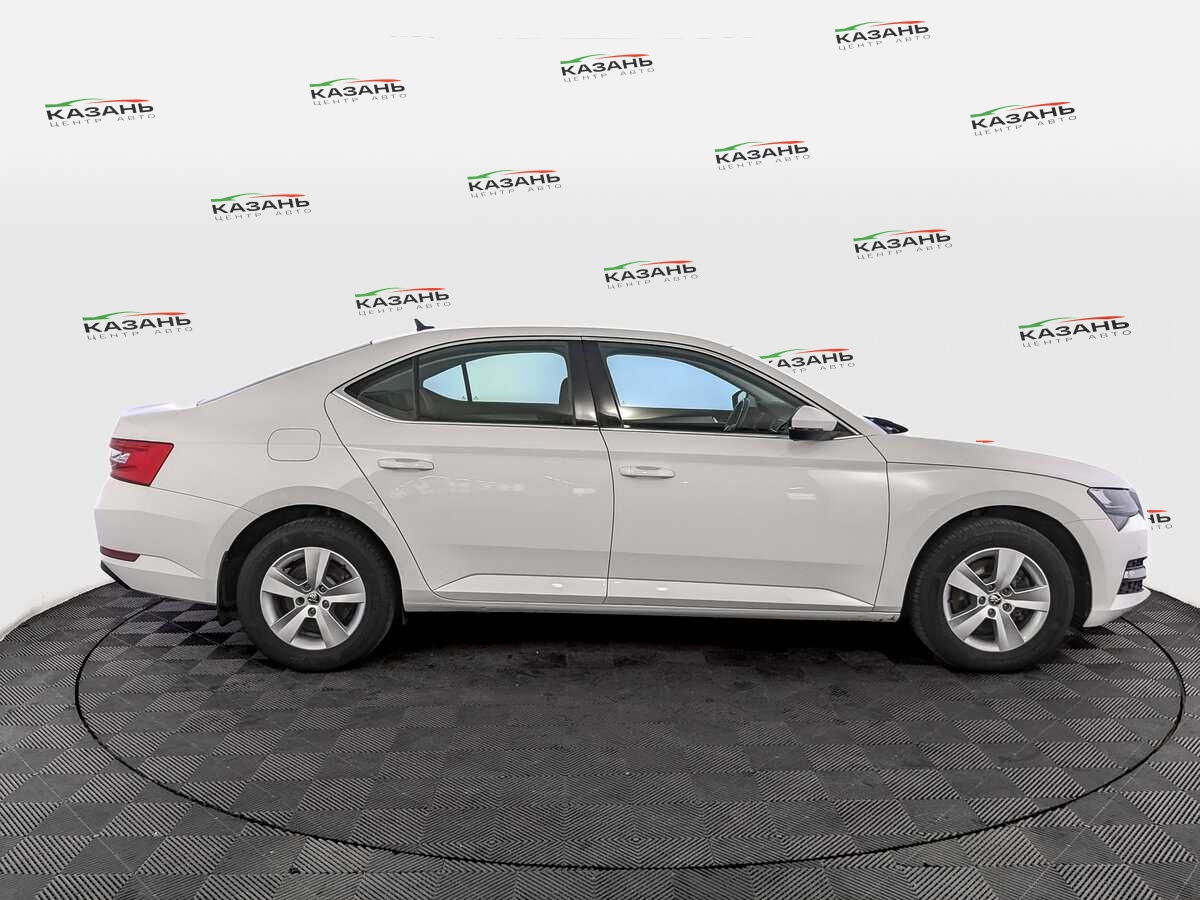 Skoda Superb б/у, 2021, Роботизированная. Фото: #3