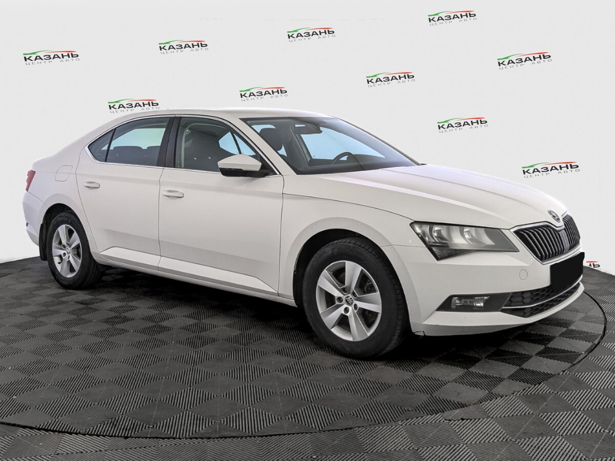 Шкода Суперб б/у, 2017, Роботизированная. Фото: #2