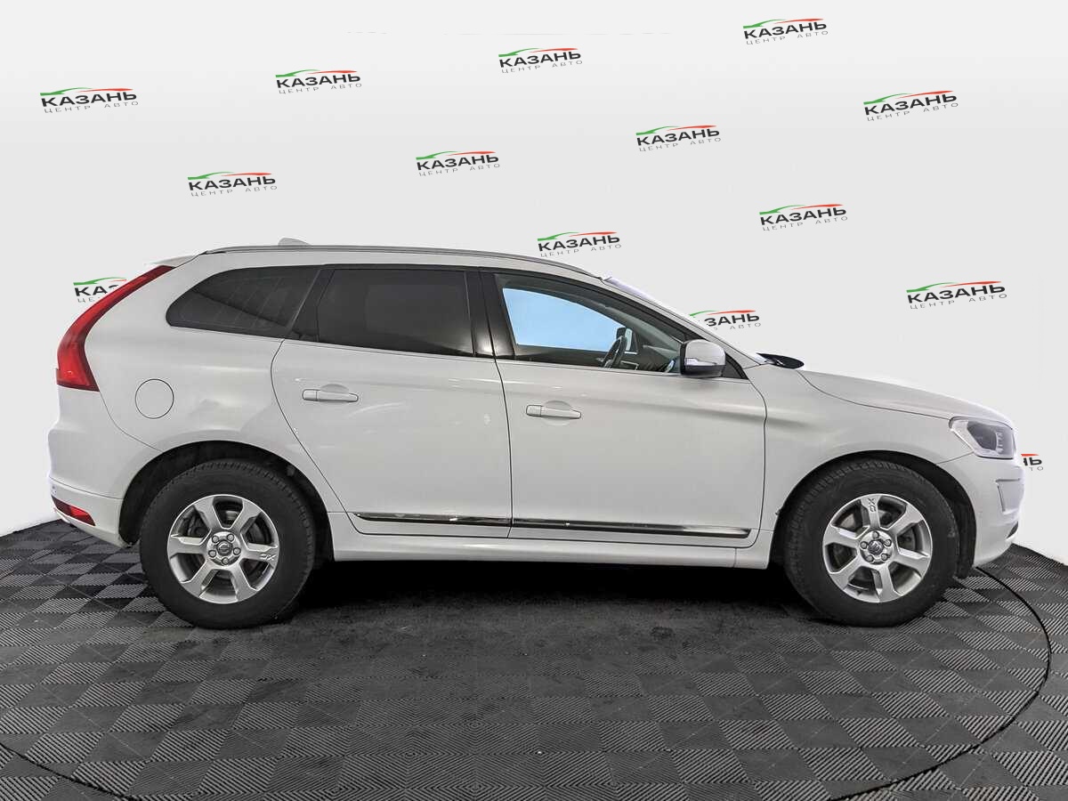 Volvo XC60 б/у, 2017, Автоматическая. Фото: #3