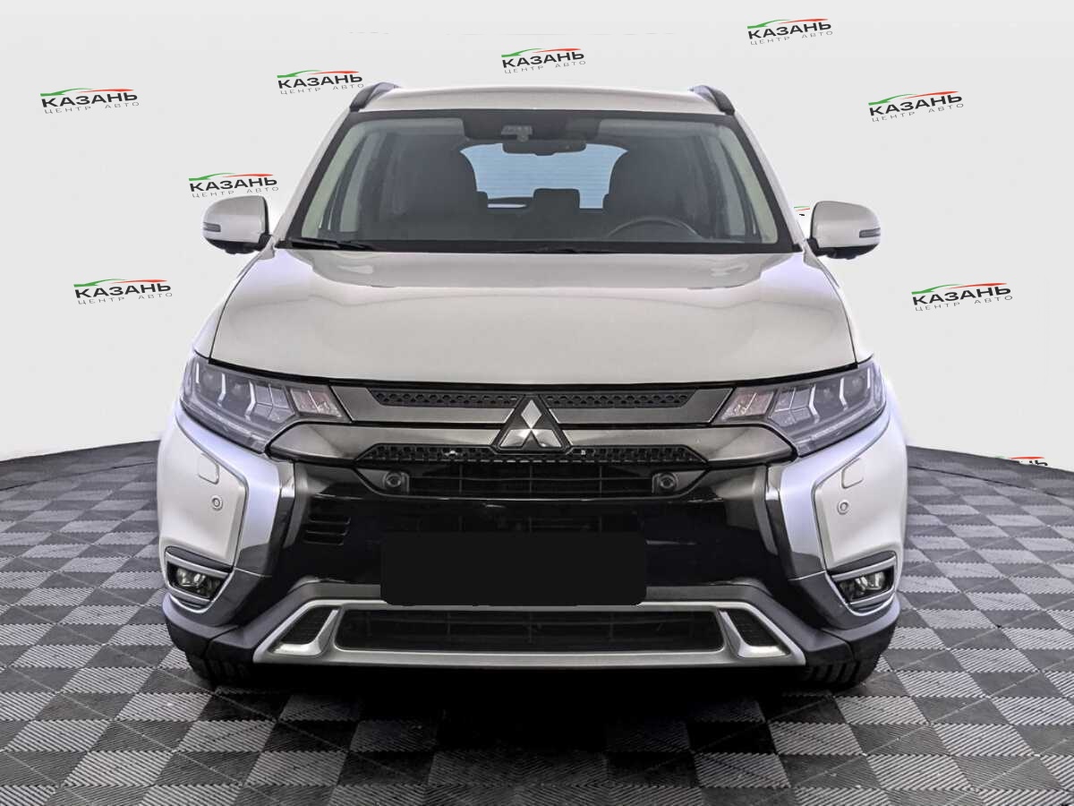 Mitsubishi Outlander б/у, 2021, Вариатор. Фото: #1