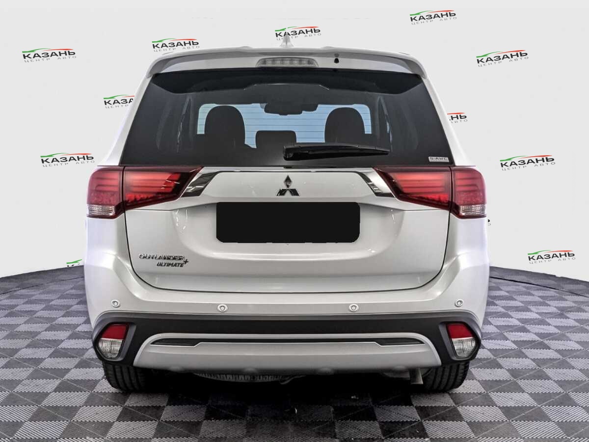 Mitsubishi Outlander б/у, 2021, Вариатор. Фото: #5