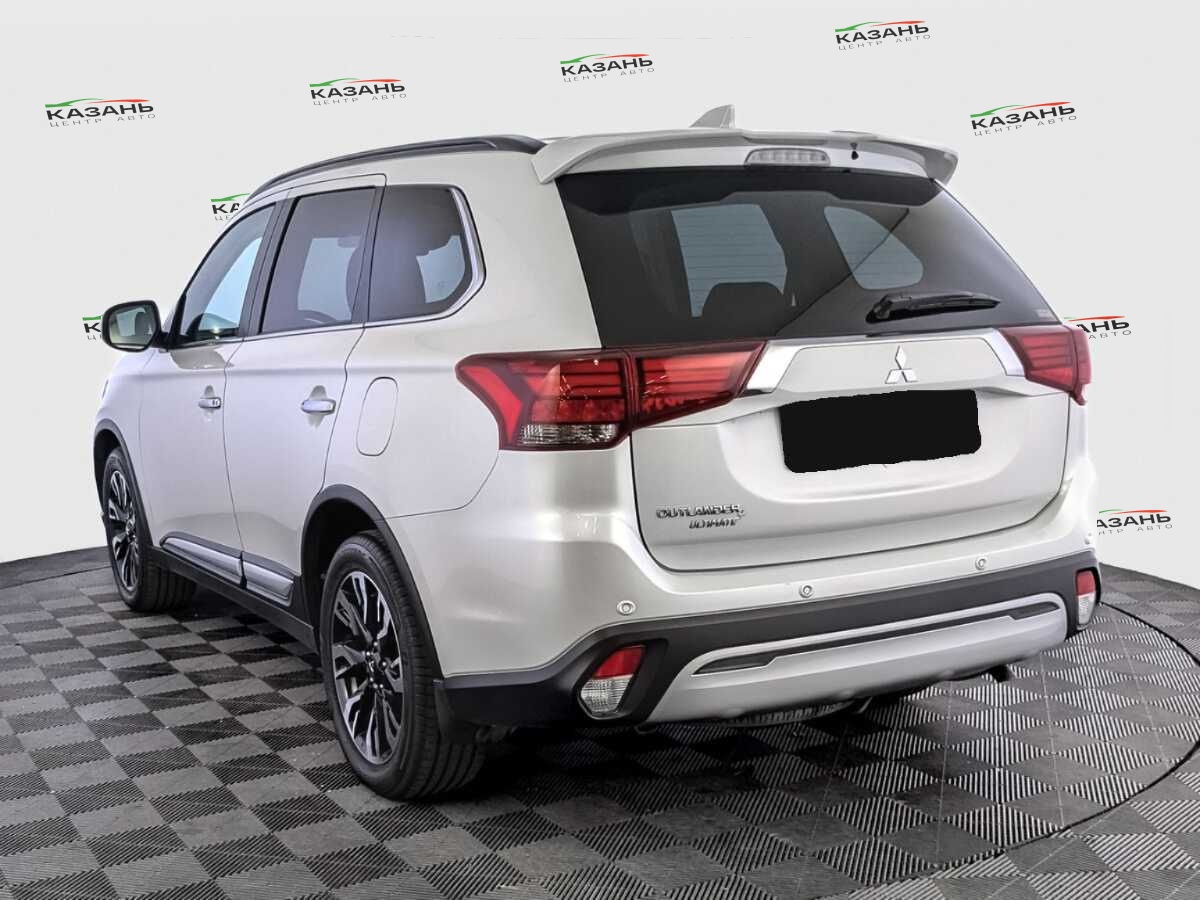 Mitsubishi Outlander б/у, 2021, Вариатор. Фото: #6