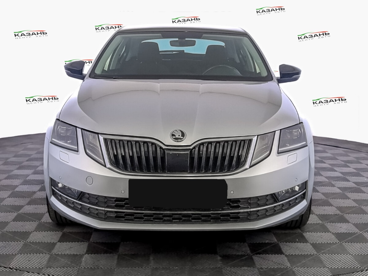 Шкода Октавия б/у, 2018, Роботизированная. Фото: #1