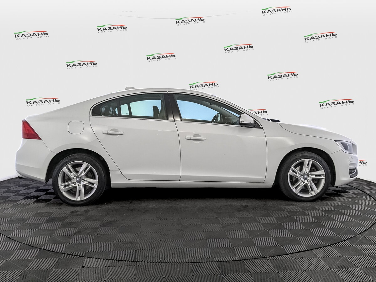 Вольво С60 б/у, 2016, Автоматическая. Фото: #3