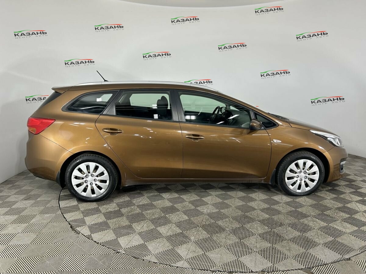 Киа Сид б/у, 2016, Автоматическая. Фото: #2