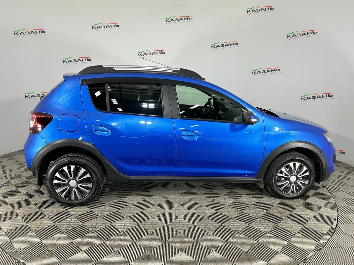 Рено Сандеро б/у, 2016, Автоматическая. Фото: #3