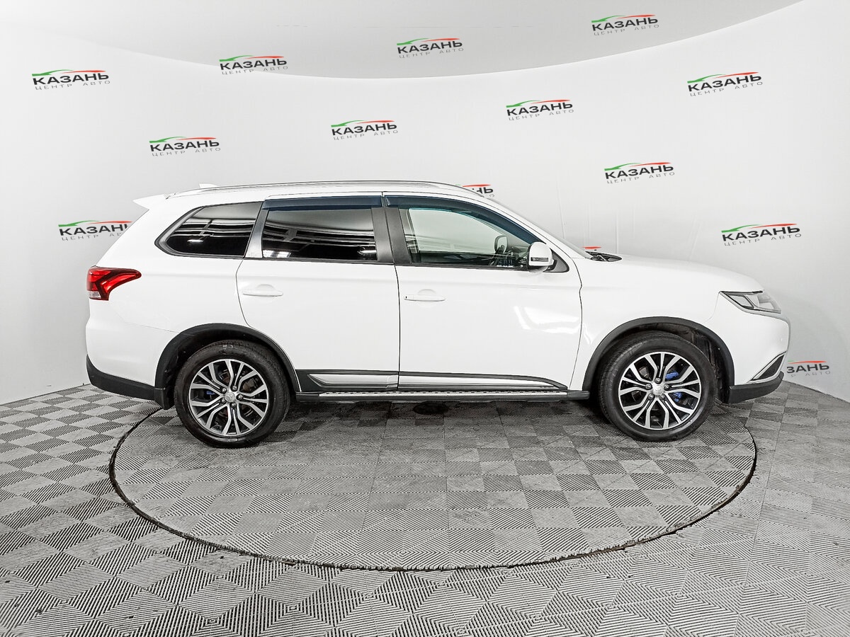 Митсубиши Оутлэндер б/у, 2018, Вариатор. Фото: #3