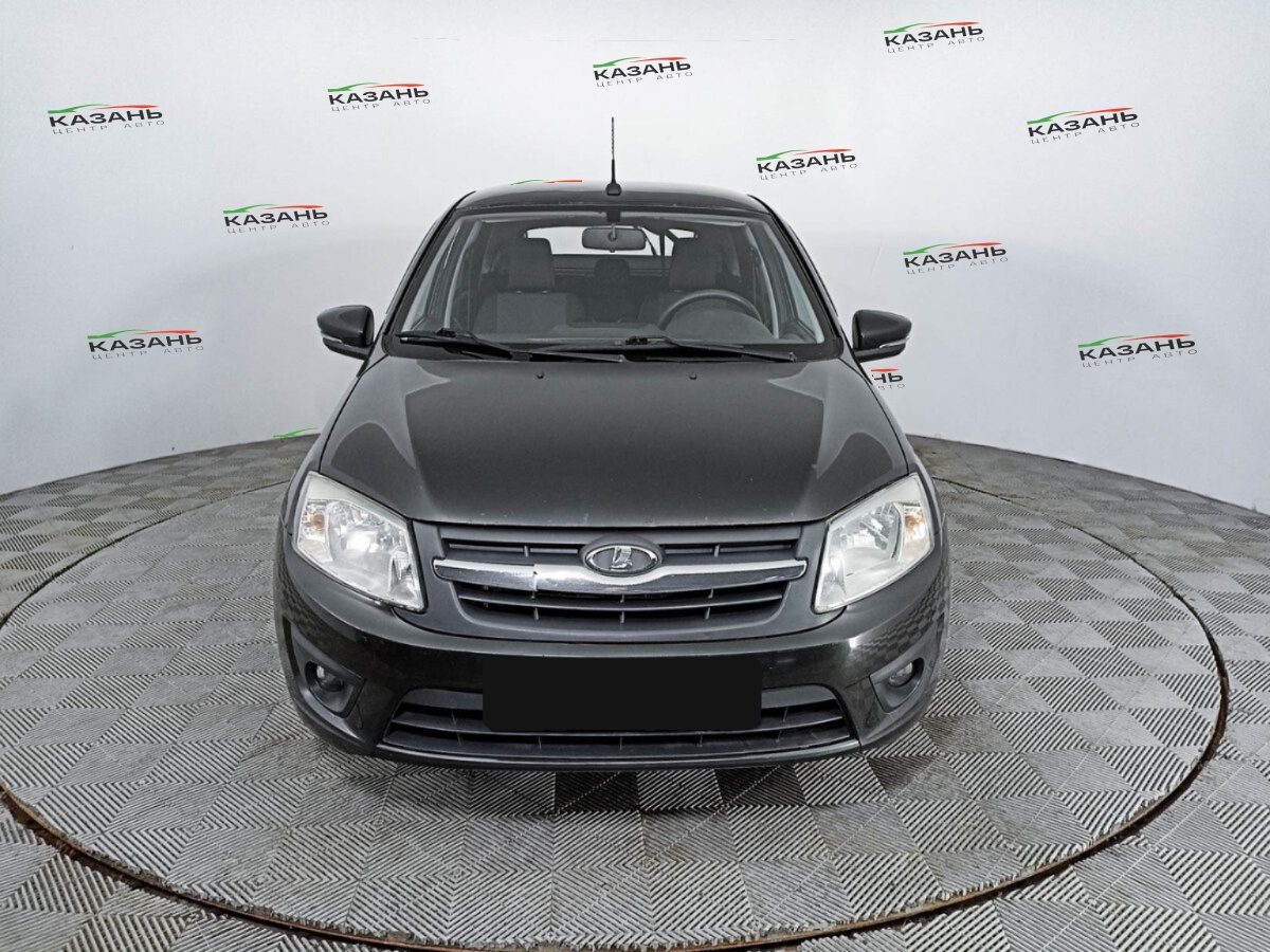 Лада (ВАЗ) Гранта б/у, 2015, Механическая. Фото: #1